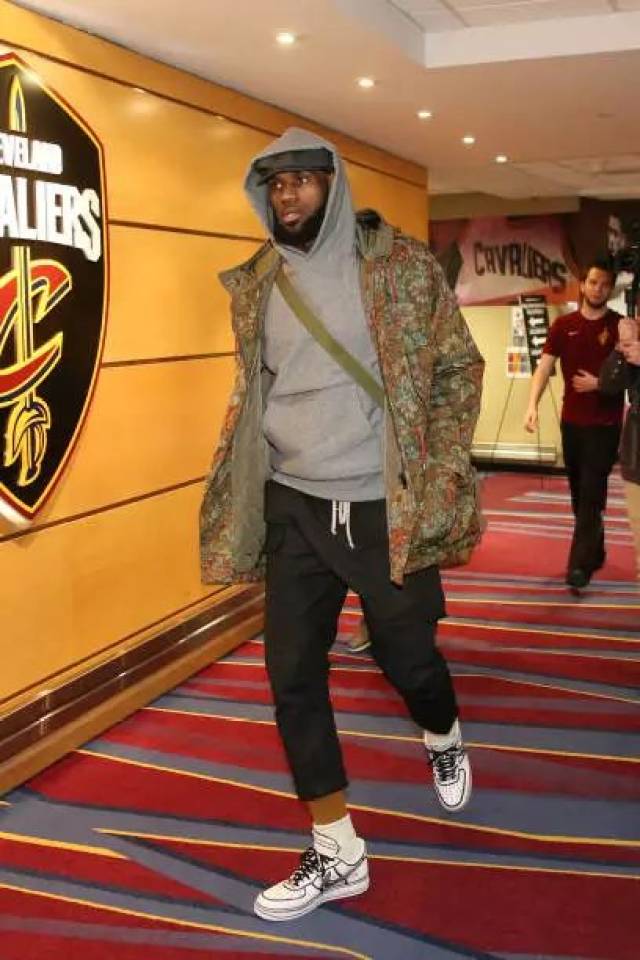 孔德：第二球我本来是想传球的，所以我自己也很意外（孔德：第二球本意是传球，破门连我都意外）