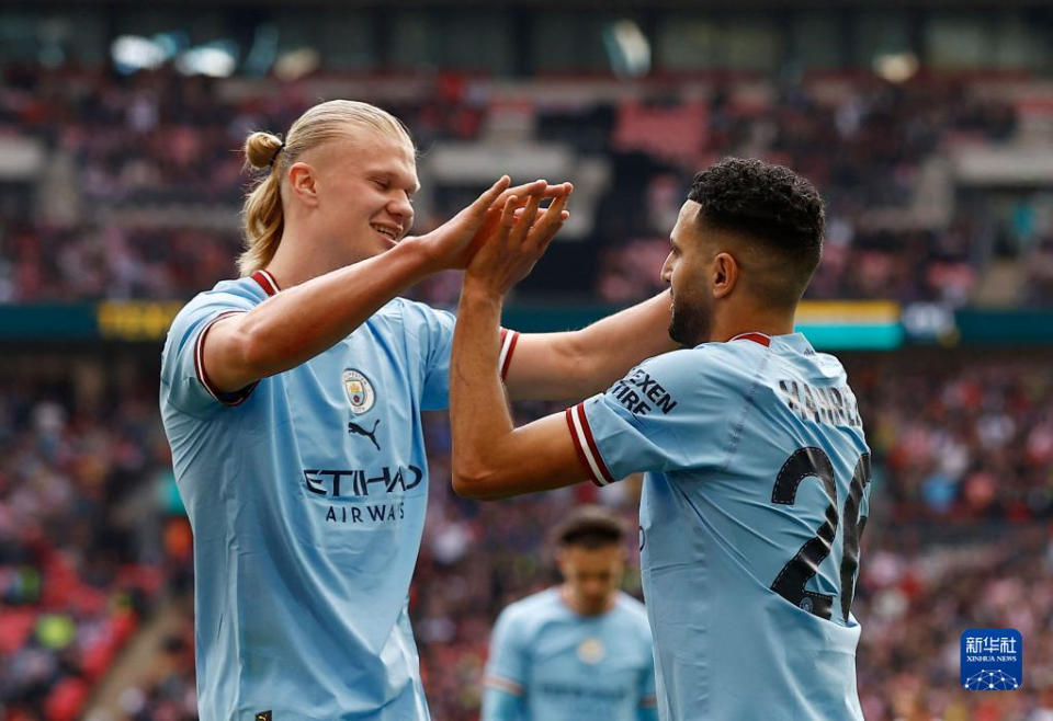 球报：安哥拉对阵阿根廷期间，球场出现混乱导致70名球迷受伤（球报：安哥拉战阿根廷突发混乱，70名球迷受伤）