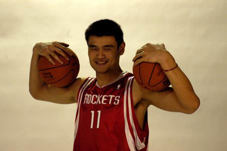 司法部门驳回马拉多纳死亡案撤销申请，确认审判明年三月开始（司法机关驳回马拉多纳死亡案撤销申请，审判定于明年三月开庭）