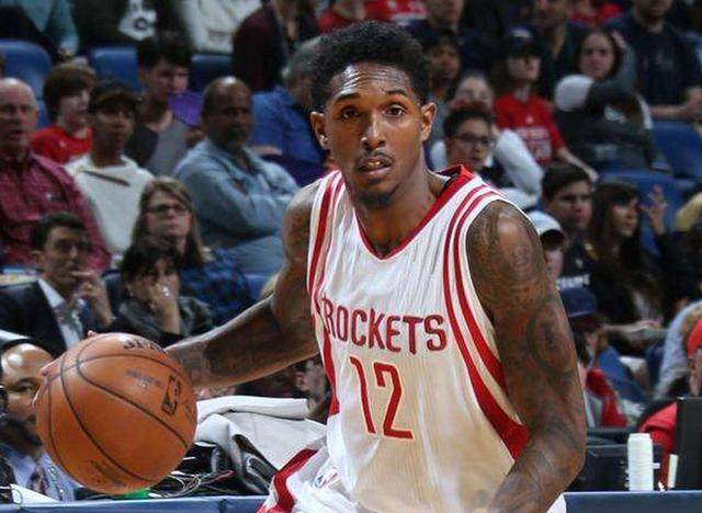 NBA战报：东契奇45分11板14助大号三双，湖人143-135击败爵士（NBA快讯：东契奇45+11+14豪取超级三双，湖人143-135力克爵士）