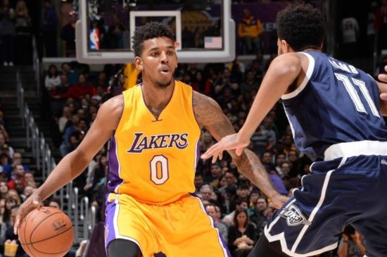 霍伊伦开场7分钟破门，为那不勒斯近36年来对阵尤文最快进球（霍伊伦开场7分钟建功，刷新那不勒斯近36年对尤文最快进球纪录）