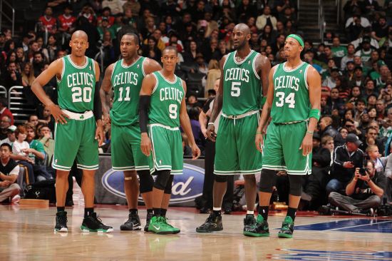 官方：荷甲第14轮阿贾克斯vs格罗宁根将于周二闭门进行（官方宣布：荷甲第14轮阿贾克斯对格罗宁根周二空场进行）