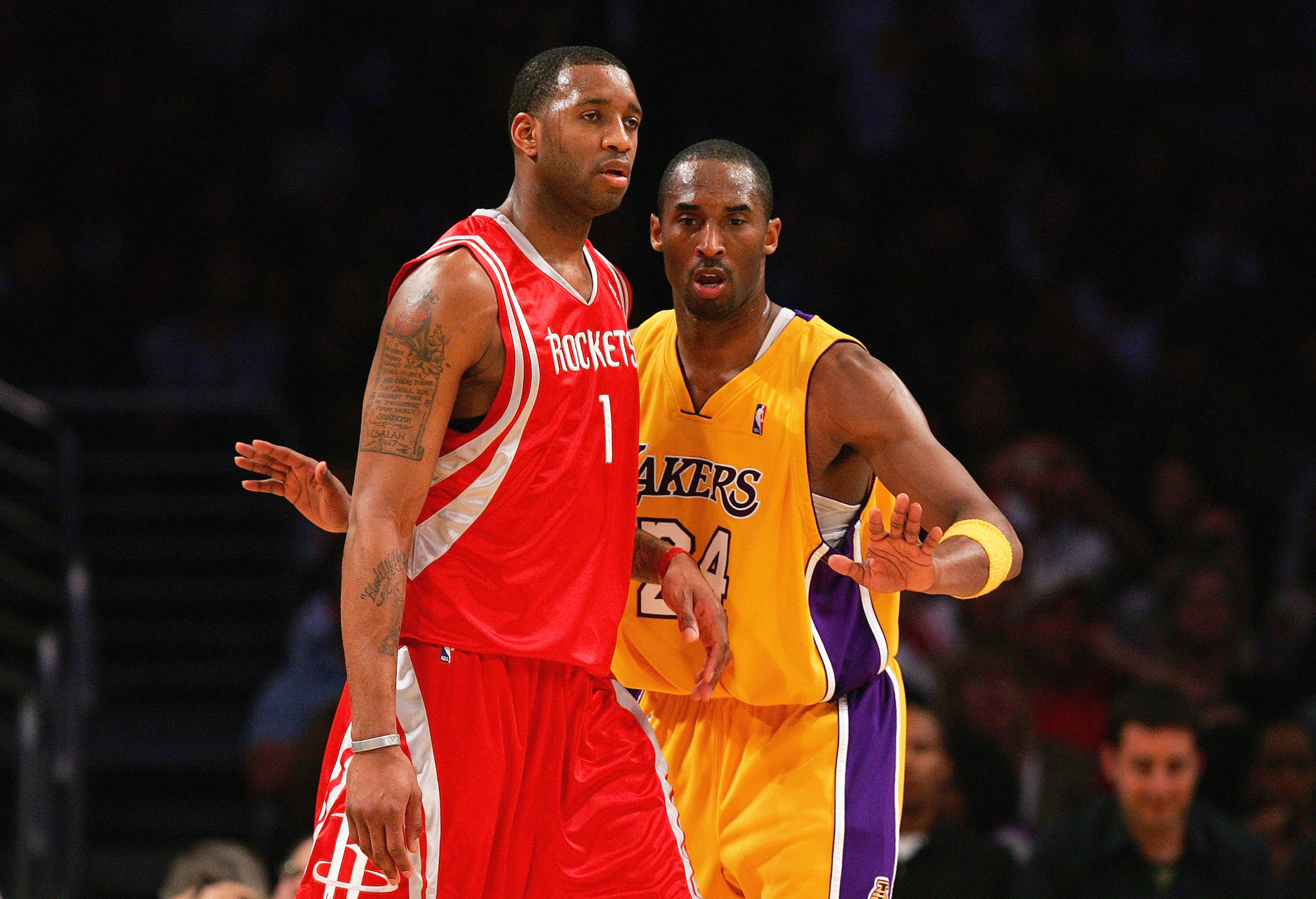 准且全能！史密斯6记三分球拿下27分6板6助2断（手感爆棚兼全能开花，史密斯轰进6记三分砍27分6板6助2断）