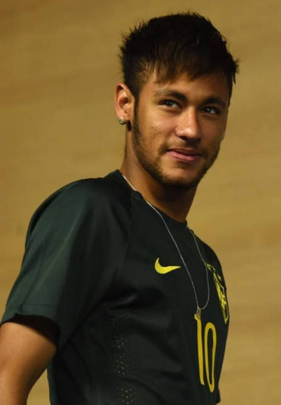 为时晚矣！希罗前三节14中3，末节3投全中砍下11分（觉醒太晚！希罗前三节14投3中，末节三投全进轰下11分）