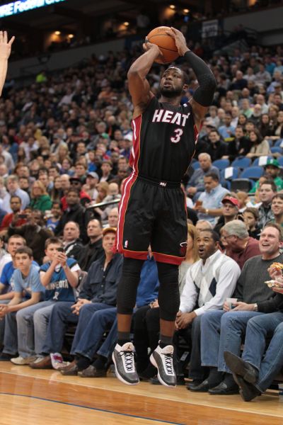 记者：若森林对安德森要价一直很高，曼城会选择埃德松（记者：若森林坚持对安德森高要价，曼城将改选埃德松）