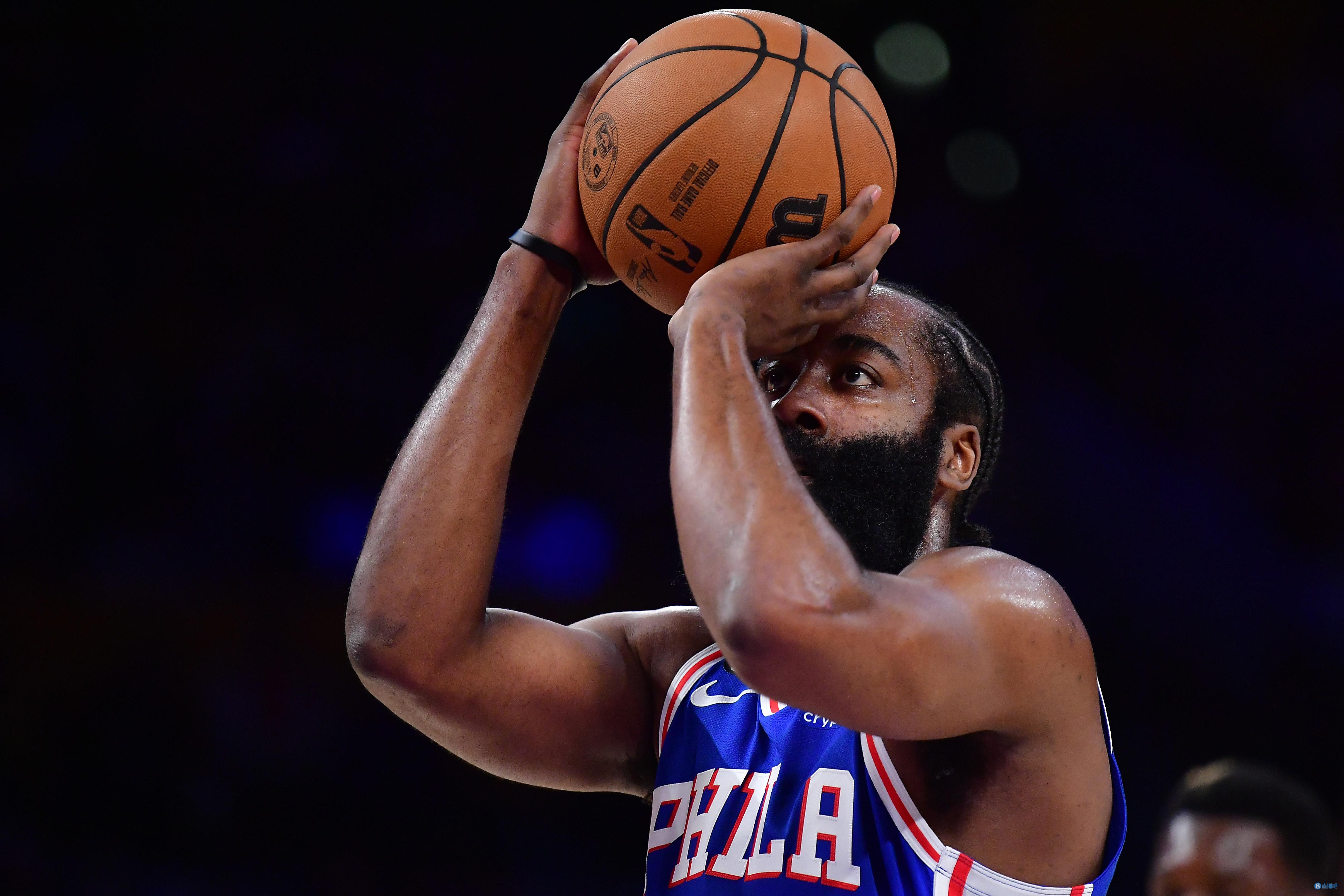 英媒：利物浦正就萨拉赫参加非洲杯时间问题，与埃及足协谈判（英媒：利物浦与埃及足协就萨拉赫出战非洲杯时间进行磋商）